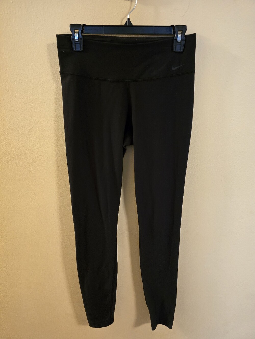 Nike Black High-Waist Workout Leggings Size Medium